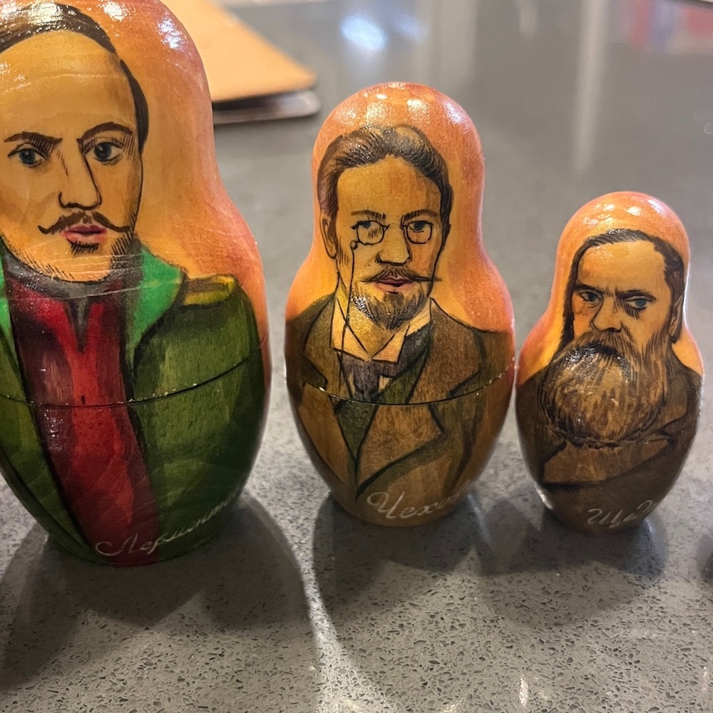 Matryoshka Russian Authors Vintage/Signed Rare 1995 Nesting Doll Set of 10-Rare - Picture 12 of 17